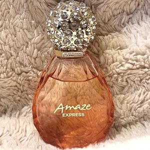 Express Amaze Perfume